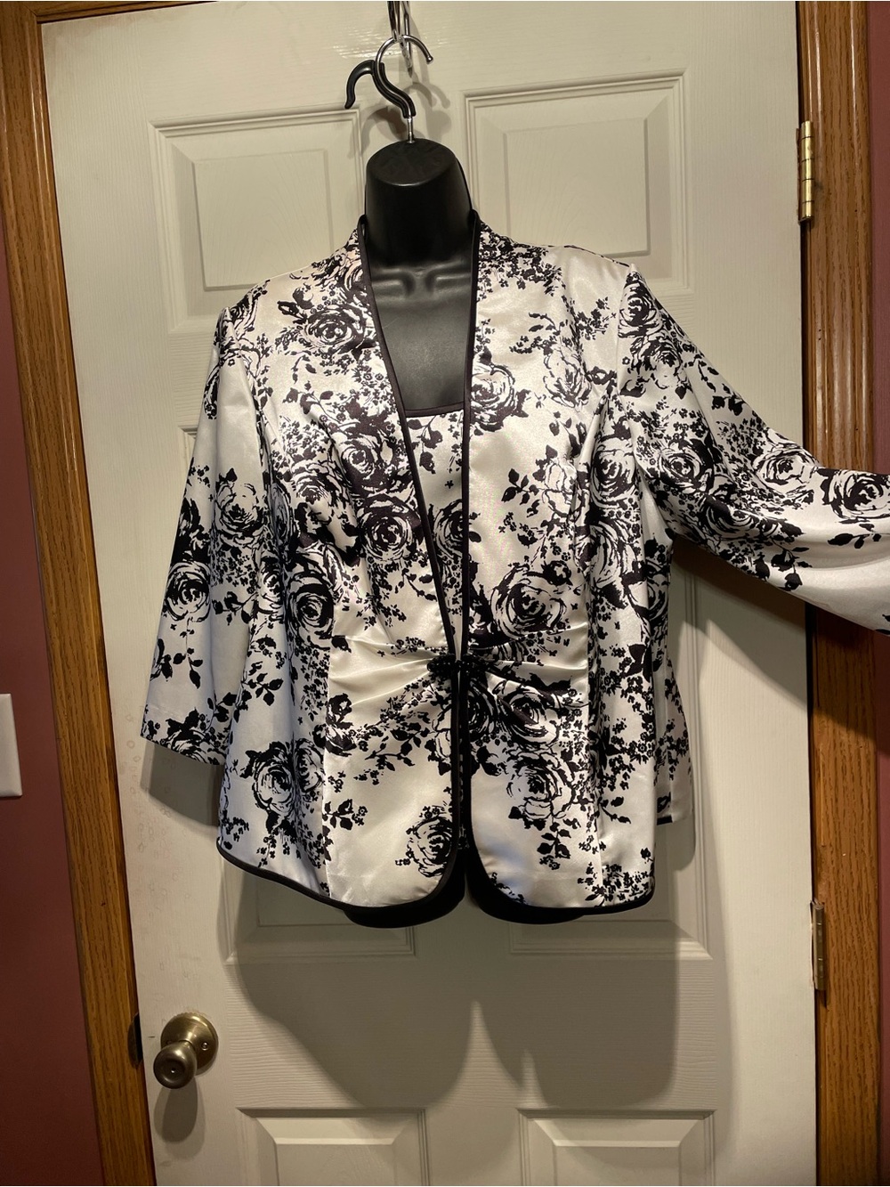 Alex Evenings Black & White Floral Satin Blazer with Tie Front